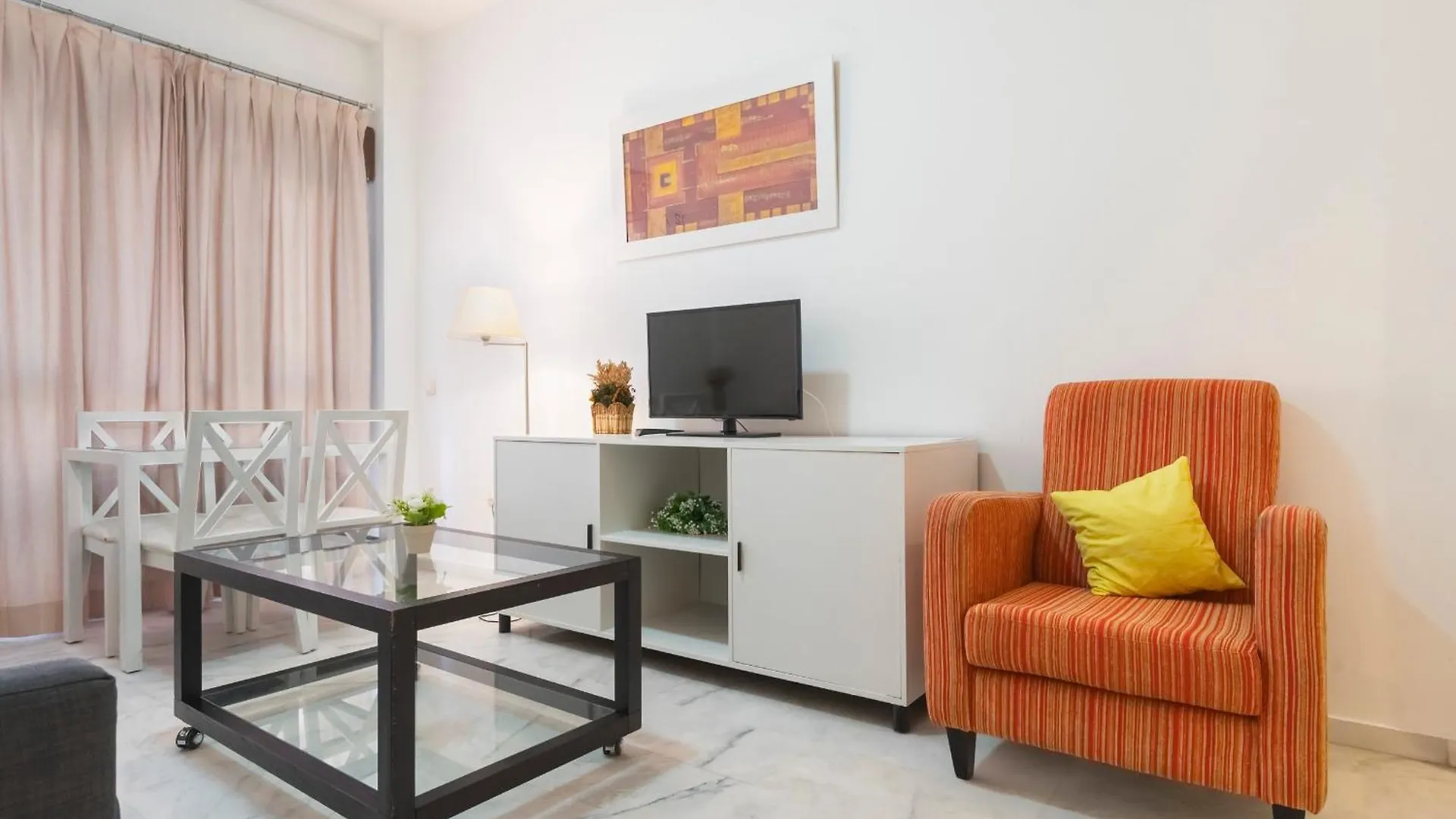 Apartamento En Lux Bormujos