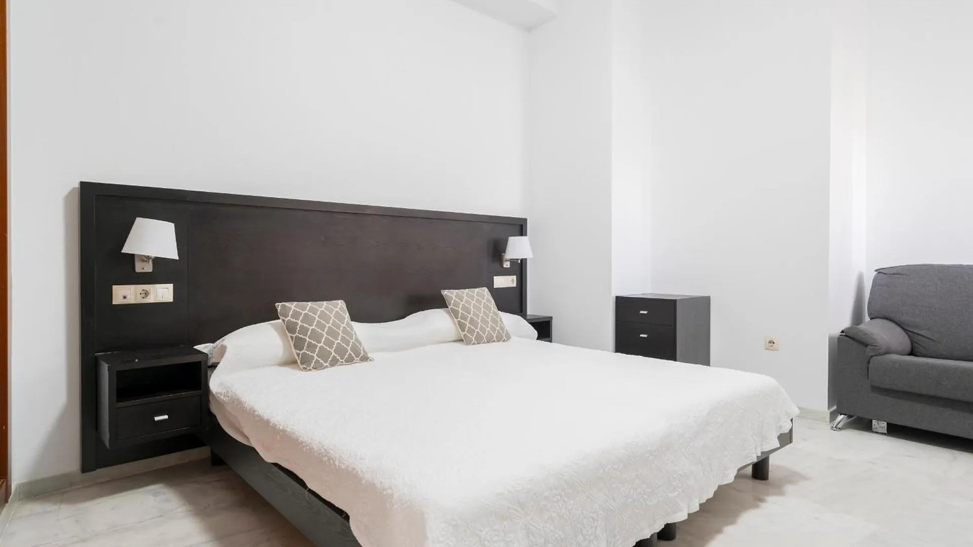 Apartamento En Lux Bormujos 0*,  Espanha