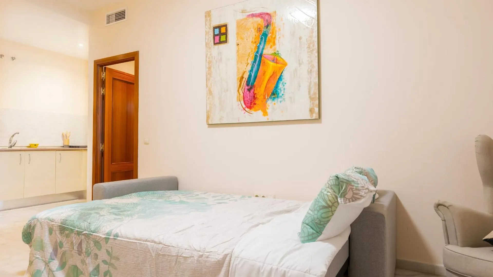 Apartamento En Lux Bormujos 0*,