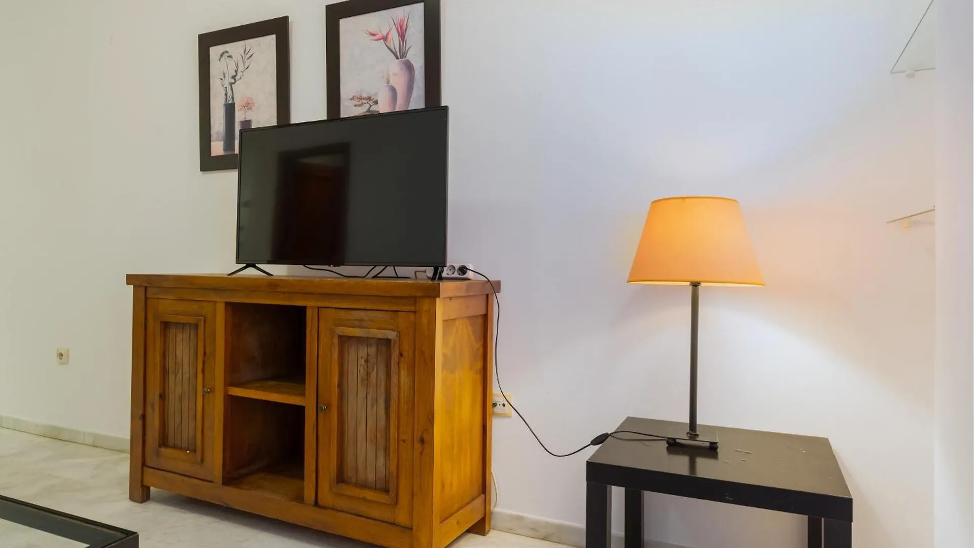Apartamento En Lux Bormujos 0*,