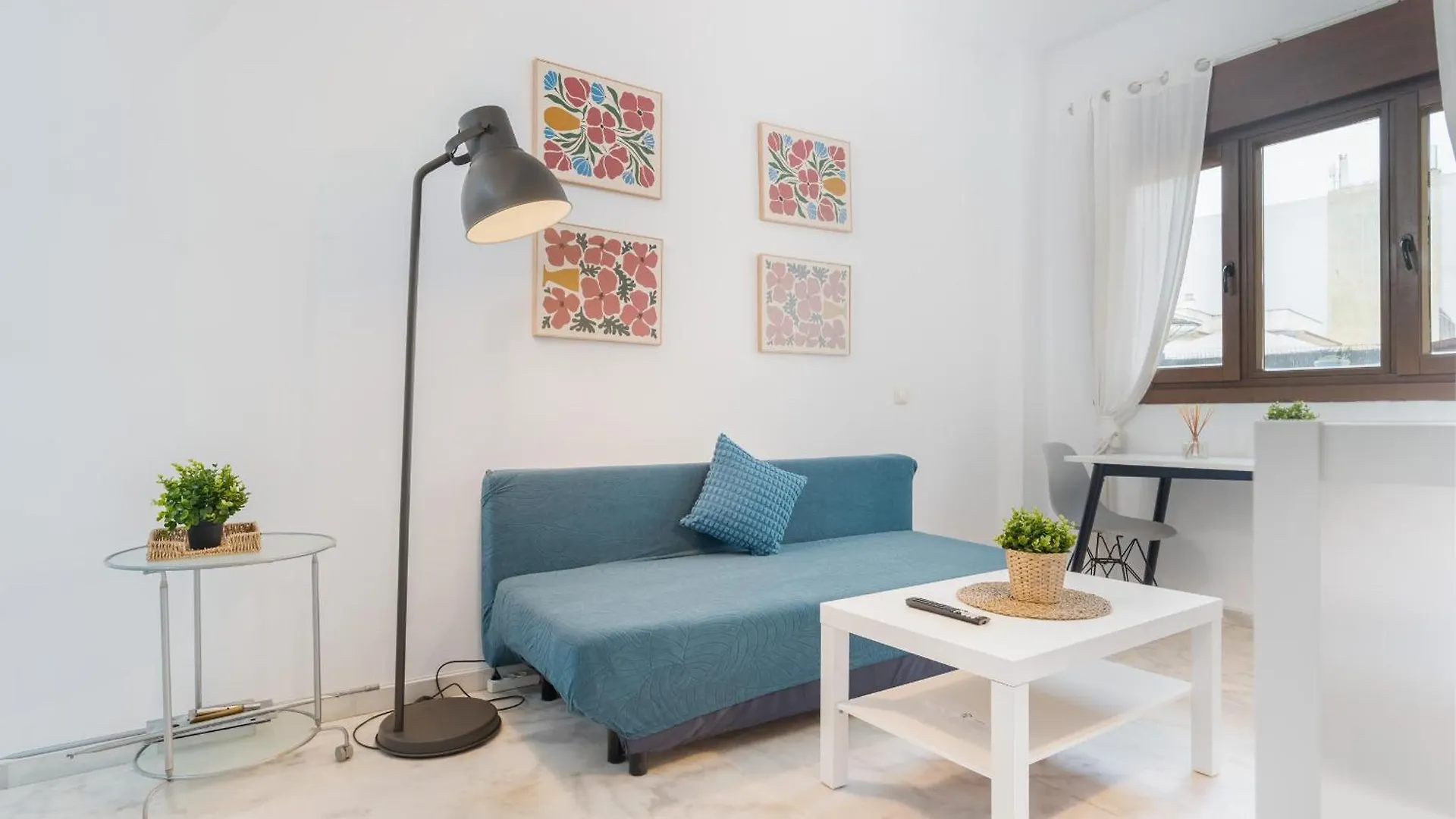 Apartamento En Lux Bormujos 0*,